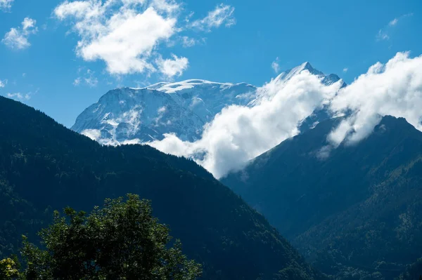 Yazın Saint Gervais Les Bains Den Mont Blanc Dağ Sırasının — Stok fotoğraf