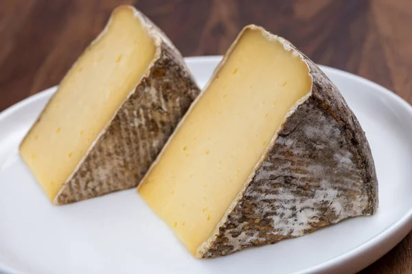 Formaggio Montagna Francese Delle Alpi Tomme Savoie Vicino — Foto Stock