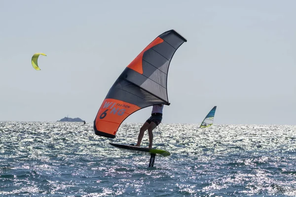 2021 Esportes Aquáticos Extremos Folha Asa Kitesurf Surfindg Vento Dia — Fotografia de Stock