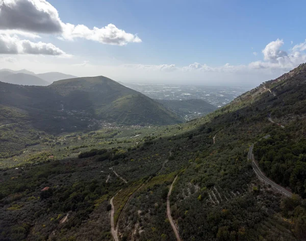 Flygfoto Över Gröna Monti Aurunci Nationalpark Med Olivträd Planteringar Nära — Stockfoto