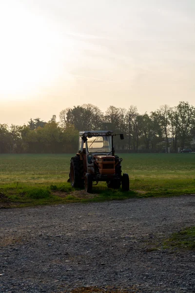 Old Vintage Tractors Early Morning Sunlights Cheese Farm North Italy — Stock Photo, Image
