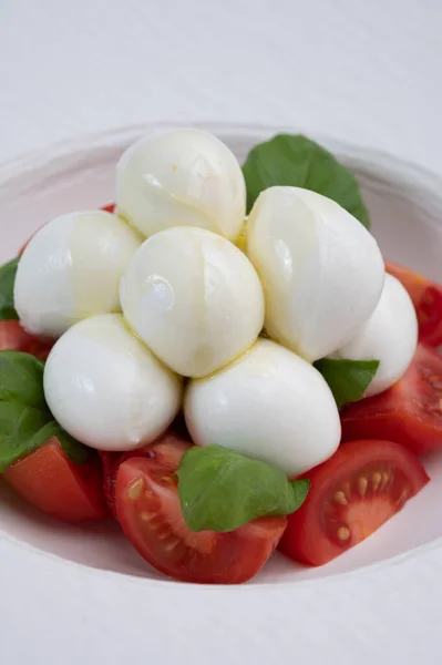 Comida Italiana Salada Caprese Saborosa Com Tomate Cereja Vermelho Queijo — Fotografia de Stock