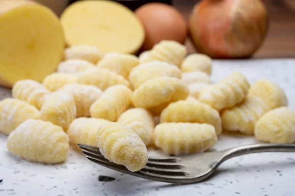 Talyan Mutfağı Taze Yapımı Patatesten Yapılmış Gnocchi Patata — Stok fotoğraf