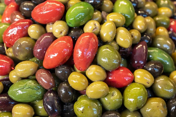 Färgglada Oliver Närbild Marknaden Hälsosam Vegetarisk Mat Bakgrund — Stockfoto