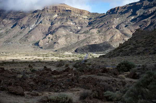 Tenerife 'deki Teide Ulusal Parkı' nın ziyareti ve volkanik manzaralar, Kanarya Adaları, İspanya