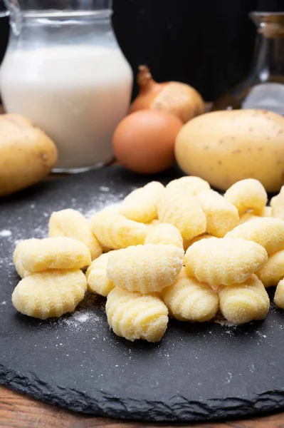 Talyan Mutfağı Taze Yapımı Patatesten Yapılmış Gnocchi Patata — Stok fotoğraf