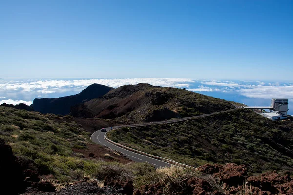 Pohled Mezinárodní Vesmírnou Observatoř Dalekohledy Ostrově Palma Nejvyšším Pohoří Roque — Stock fotografie