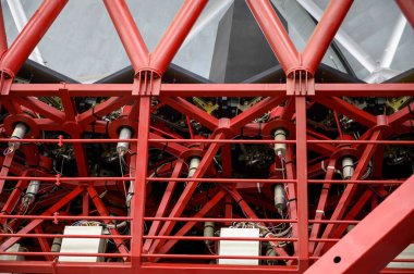 La Palma adasındaki Gran Telescopio Canarias teleskopunun uluslararası uzay gözlemevi ve manzarası en yüksek sıradağlık Roque de los muchachos, Kanarya Adaları, İspanya