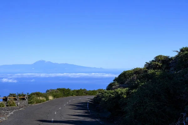 Jízda Ostrově Palma Nejvyšší Horu Roque Los Muchachos Před Sopkou — Stock fotografie