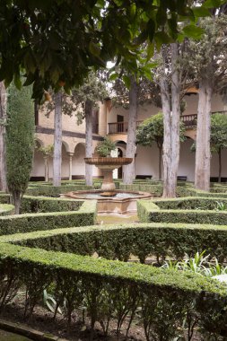 Eski duvarlar, bahçeler ve ortaçağ kalesi Alhambra, Granada, Endülüs, İspanya