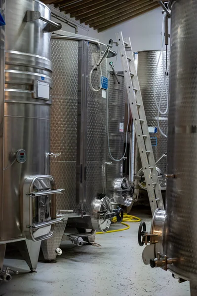 Equipo Moderno Para Producción Vino Tinto Rosa Blanco Alta Calidad — Foto de Stock