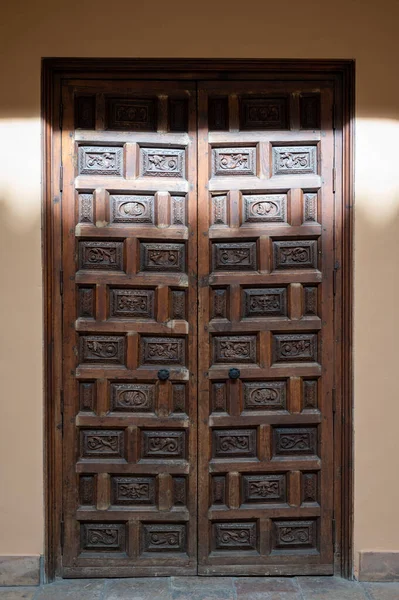 Beispiel Mittelalterlicher Geometrischer Ornamente Alten Holztüren Granada Andalusien Spanien — Stockfoto