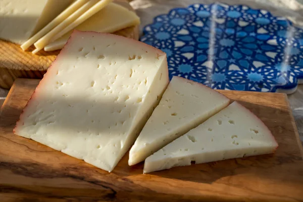 Spanish Hard Manchego Cow Sheep Goat Cheese Served Outdoor Morning — Stock fotografie