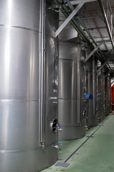 Making Wine Traditional Bodega Steel Tanks Old Wooden Barrels South — Foto Stock