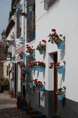 Bahar ayında eski dünya mirası şehri Granada, Endülüs, İspanya 'da yürüyüş