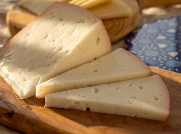 Spanish Hard Manchego Cow Sheep Goat Cheese Served Outdoor Morning — Foto Stock