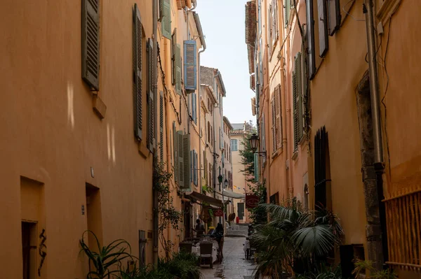 Bunte Häuser Saint Tropez Dorf Mittelmeer Mit Yachthafen Provence Sommerurlaub — Stockfoto
