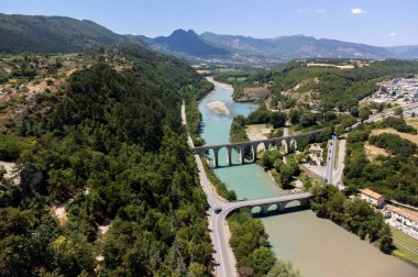 Durance nehri, Provence 'a kapılar, Fransa' da yaz tatili