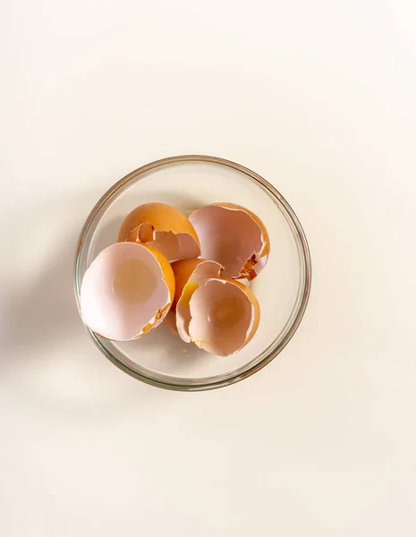 Eggs Shell Glass Bowl Isolated White Background Flat Lay Top — Foto de Stock