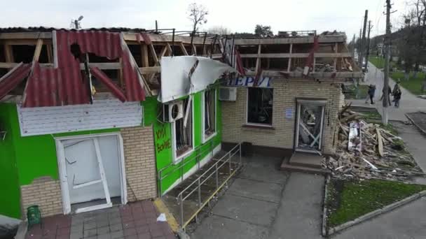Hostomel Kyiv Ukrayna 2022 Rus Işgalciler Hostomel Kentindeki Dükkanları Yıktılar — Stok video