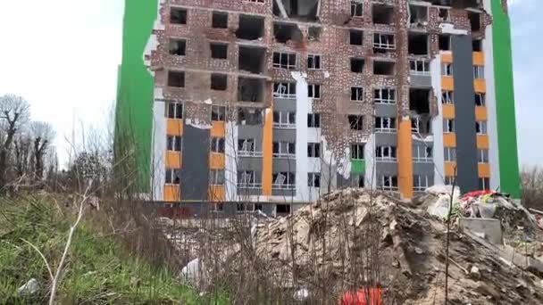 Hostomel Kyiv Ukraine 2022 Russian Invaders Destroyed Multi Storey Residential — стокове відео
