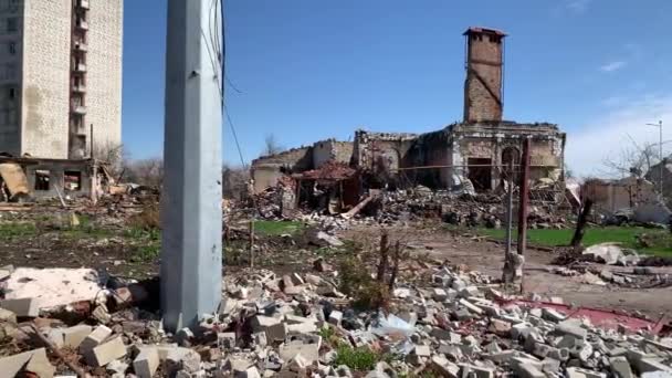 Chernihiv Ukraina 2022 Penduduk Rusia Menghancurkan Rumah Rumah Pribadi Kota — Stok Video