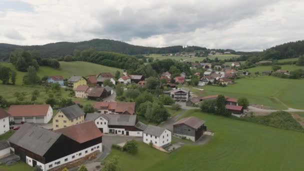 Vista Aérea Panorámica Pueblo Baviera Día Soleado Verano — Vídeo de stock