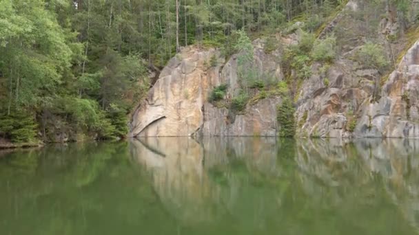 Övergivet Stenbrott Skogen Bayern Tyskland — Stockvideo