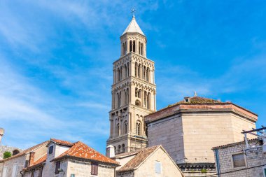 Diocletian Sarayı Kilisesi bölündü, Hırvatistan