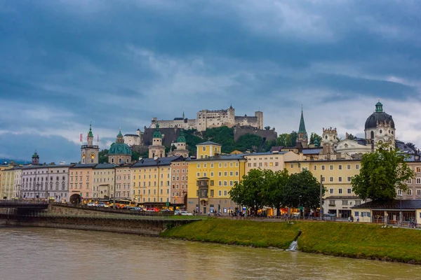 Salzburg Österrike Augusti 2020 Vackert Landskap Salzburg Slott Och Floden — Stockfoto