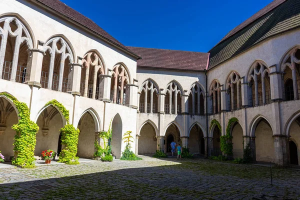 Zvikov República Checa Agosto 2020 Patio Del Castillo Zvikov —  Fotos de Stock