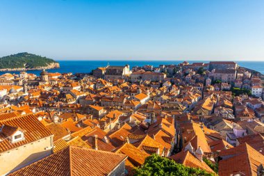 Hırvatistan 'ın başkenti gün batımında Dubrovnik' in güzel hava manzarası