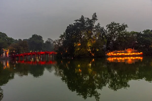 Hanoi Etnam Hazi Ran 2020 Akşam Karanlığında Hoan Kiem Gölü — Stok fotoğraf