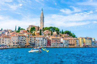 Hırvatistan 'ın Rovinj eski kentinin güzel manzarası