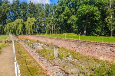 AUSCHWitz, POLAND, 16 HAZİRAN 2018 Bir 'in gaz odasının kalıntıları