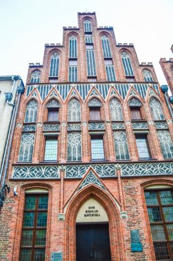 TORUN, POLAND, 18 AĞUSTOS 2018: Şehrin tarihi mimarisi