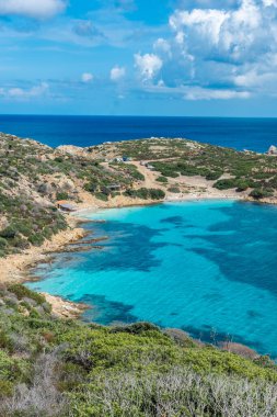 Asinara adasındaki inanılmaz Cala Sabina plajı, sardunya, İtalya