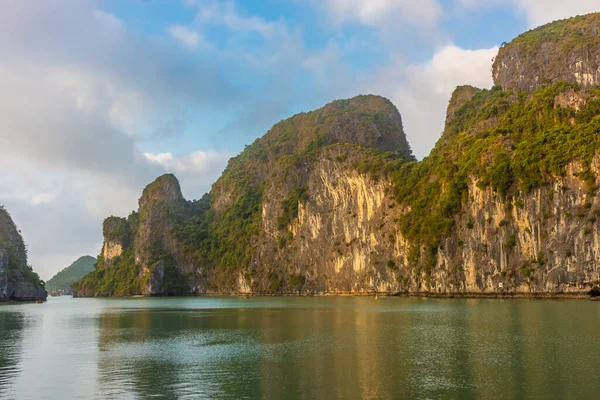 Schöne Ufer Der Long Bay Vietnam — Stockfoto