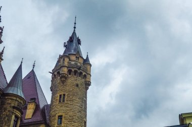 Moszna Kalesi Kulesi, Polonya