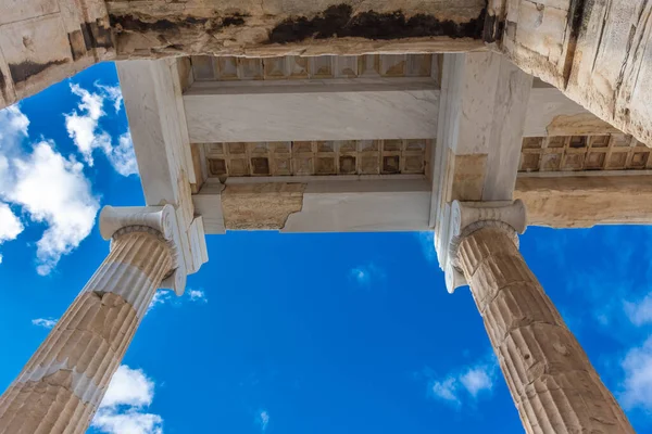 Propylaia, Akropolis, Atina ve Yunanistan 'ın giriş kapısı