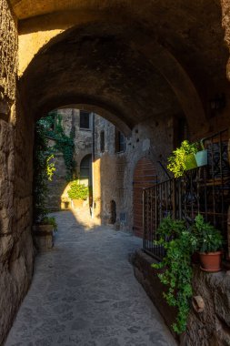 Civita di Bagnoregio 'nun güzel tarihi merkezi. Lazio, İtalya