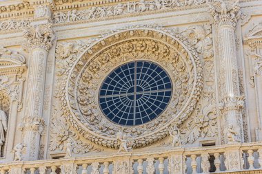Santa Croce Kilisesi 'nin güzel barok cephesi, Lecce, Apulia, İtalya