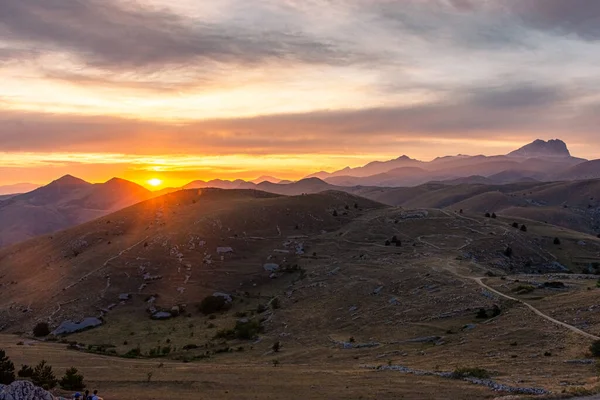 Splendido Tramonto Sul Parco Nazionale Del Gran Sasso Abruzzo Italia — Foto Stock