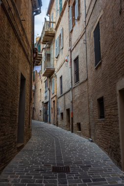 Recanati, İtalya 'nın tarihi merkezinde bir cadde.