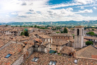 Gubbio Panoraması, İtalya Umbria 'da ortaçağ kasabası.