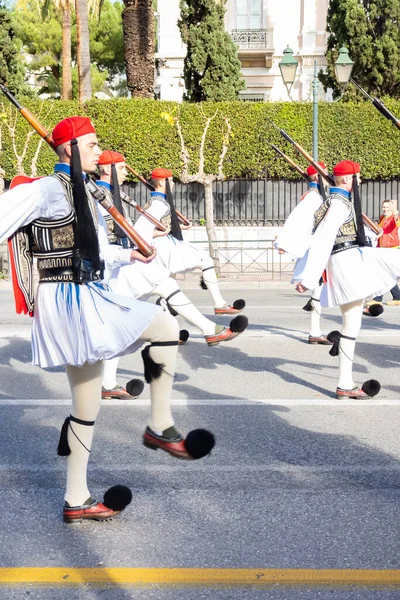 Athens Greece December 2021 Särskild Traditionell Ceremoni För Vaktbyte Runt — Stockfoto