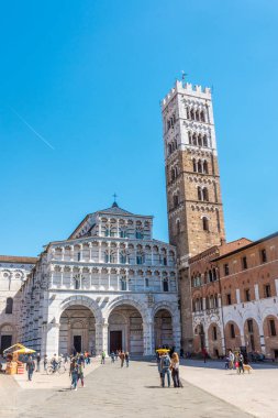 Lucca, İtalya, 18 Nisan 2022: Lucca Katedrali