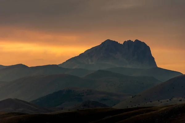 Prachtige Zonsondergang Boven Het Gran Sasso National Park Abruzzo Italië — Stockfoto