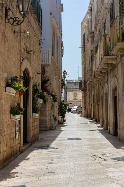 Trani Tarihi Merkezinde Antik Bir Cadde Apulia Talya — Stok fotoğraf