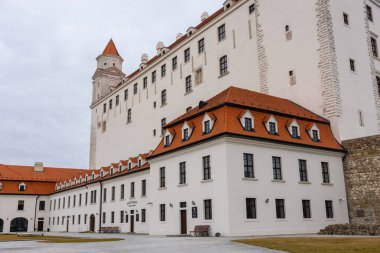 Beyaz Bratislava Şatosu, Slovakya